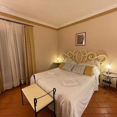Il Colombaio Winery & Rooms Монтериджони Екстериор снимка