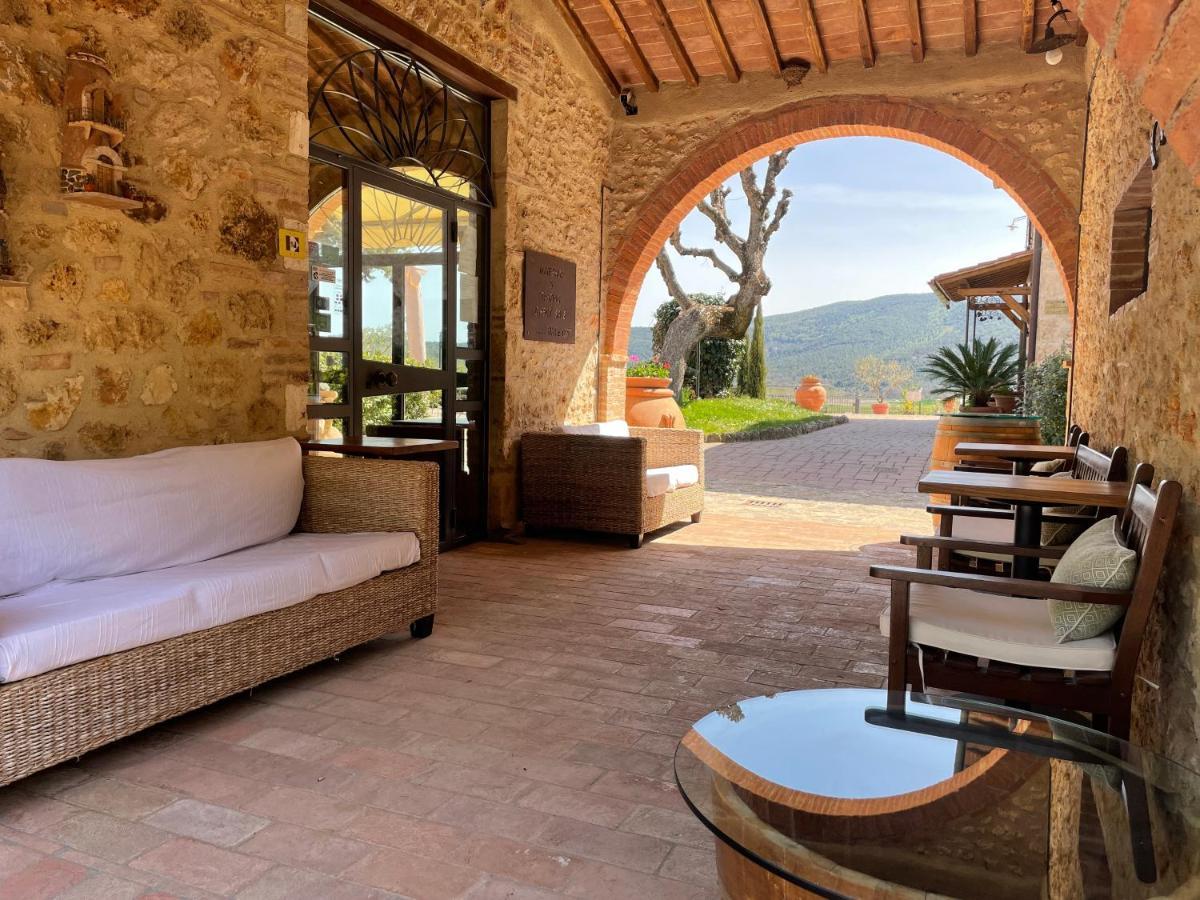 Il Colombaio Winery & Rooms Монтериджони Екстериор снимка
