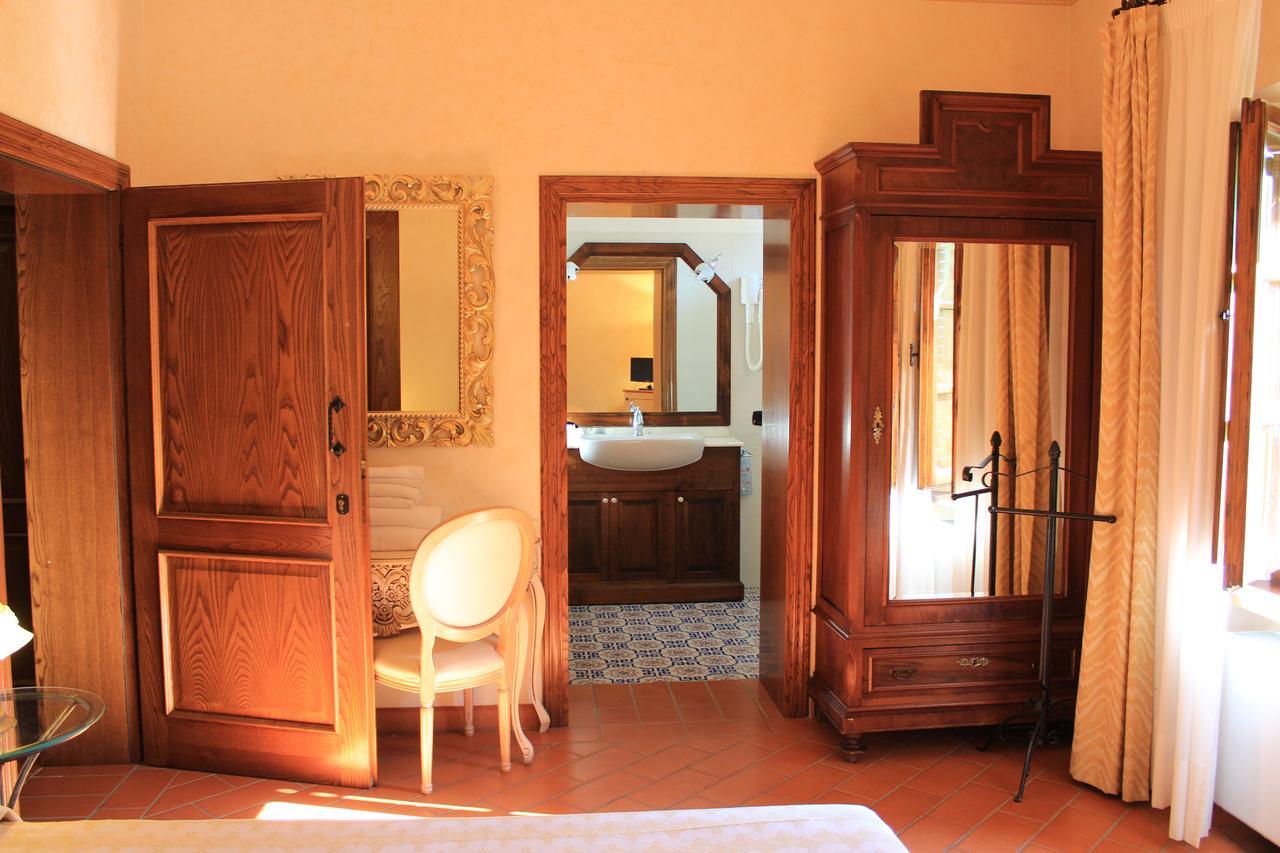 Il Colombaio Winery & Rooms Монтериджони Екстериор снимка