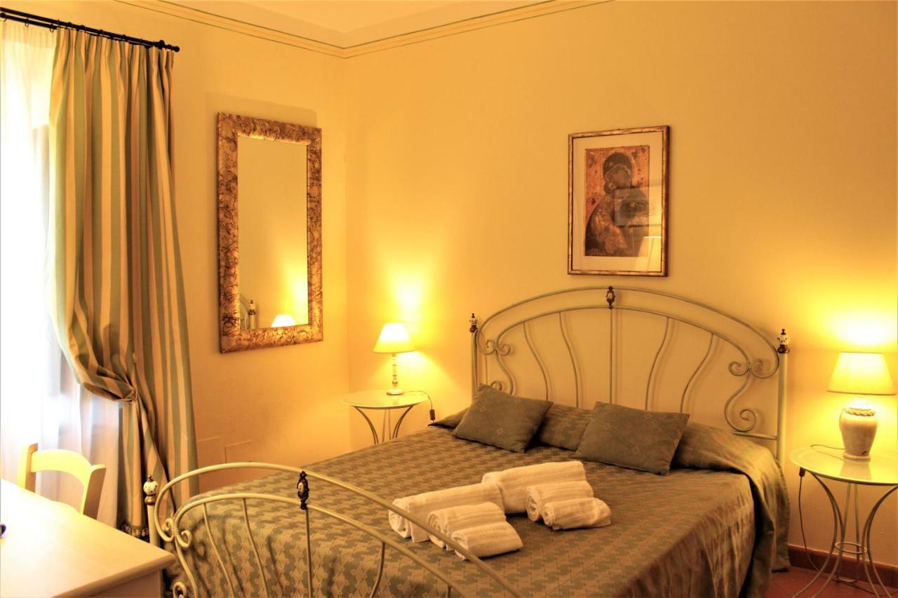 Il Colombaio Winery & Rooms Монтериджони Екстериор снимка